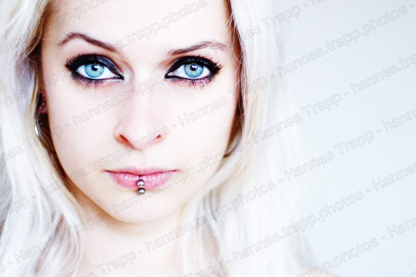 Foto: Miss Brightside with Ice Cold Blue Eyes